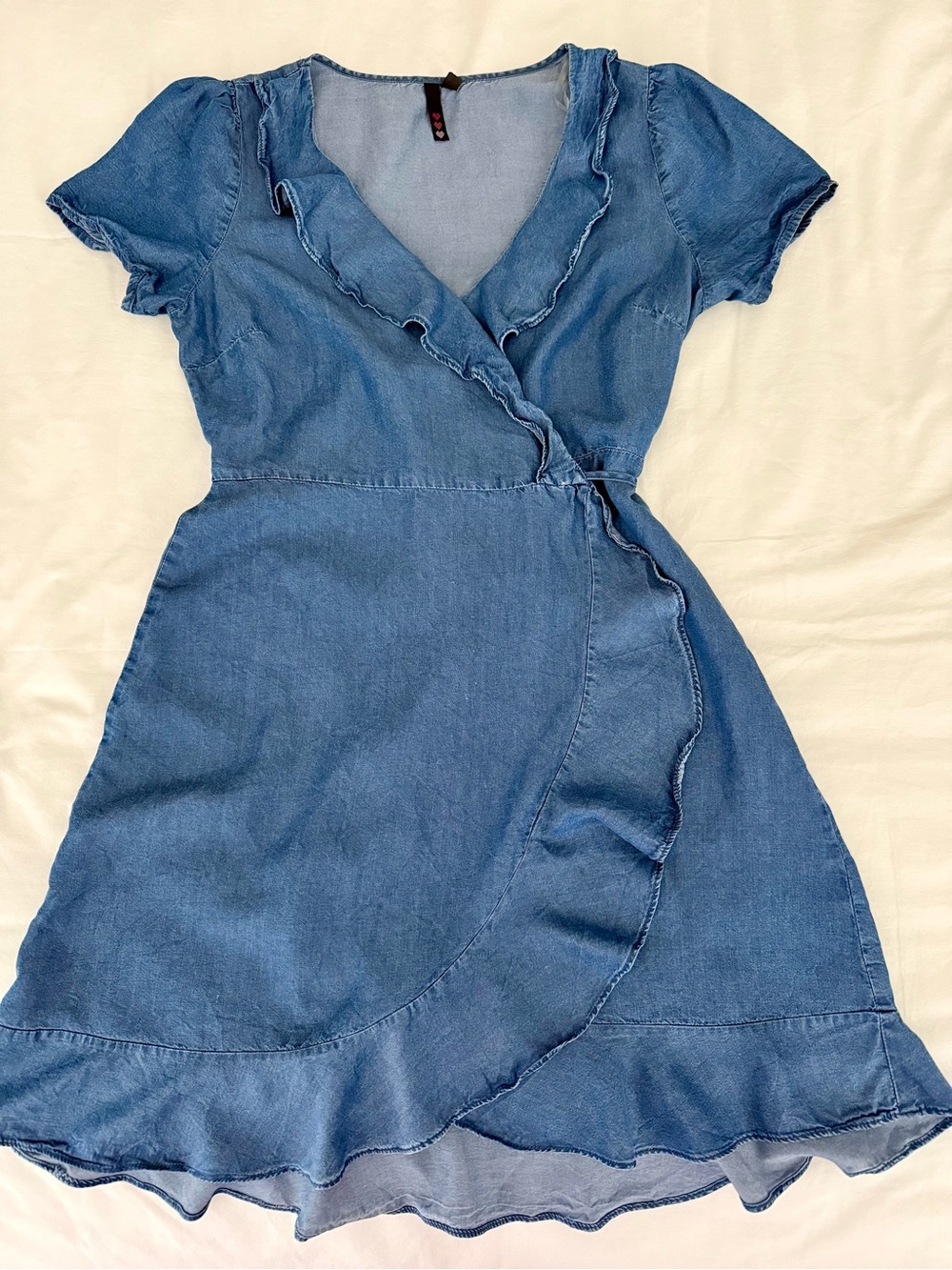 Three Hearts 100% Tencel Blue Wrap Dress w/ Ruffle Hem & Short Sleeves Size L